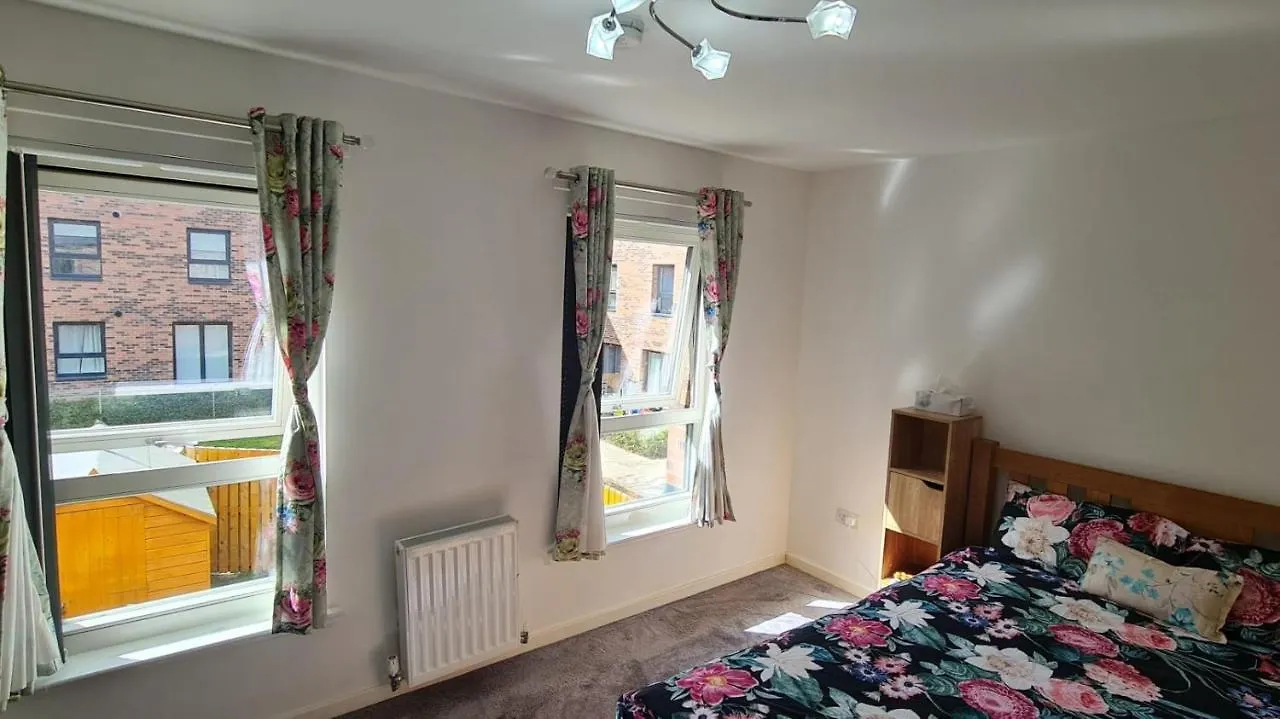 Beautiful 2 Bedroom House In Edinburgh Holiday home